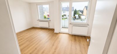 Renovierte 3-Zimmer-Wohnung mit Balkon zu vermieten!