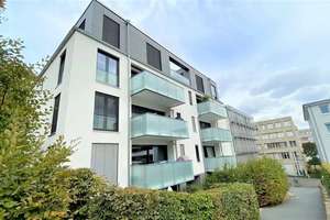 Exklusive 2-Zimmer-Wohnung mit Balkon & Tiefgaragenstellplatz in S-Mitte!