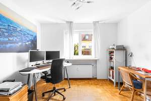 Selbstbezug trifft Stadtoase – modernisiertes ZFH mit Balkon, PV-Anlage und Gartenidylle in Top-Lage – Die vollständige Adresse der Immobilie erhältst du vom Anbieter., 93051 Kumpfmühl-Ziegetsdorf-Neuprüll, Regensburg – Vorschaubild 20