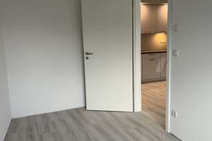 Einziehen & wohlfühlen: 2-Zimmer-Wohnung mit Einbauküche in Altglienicke – Grünauer Straße 28, 12524 Altglienicke, Berlin – Vorschaubild 13