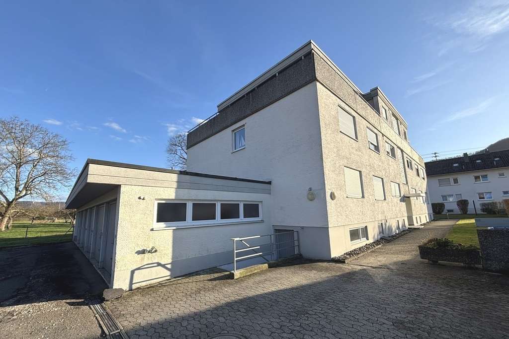 Immobilie in Kuchen - Schön, großzügig und viel Grün rund ums Haus! - Bild 2