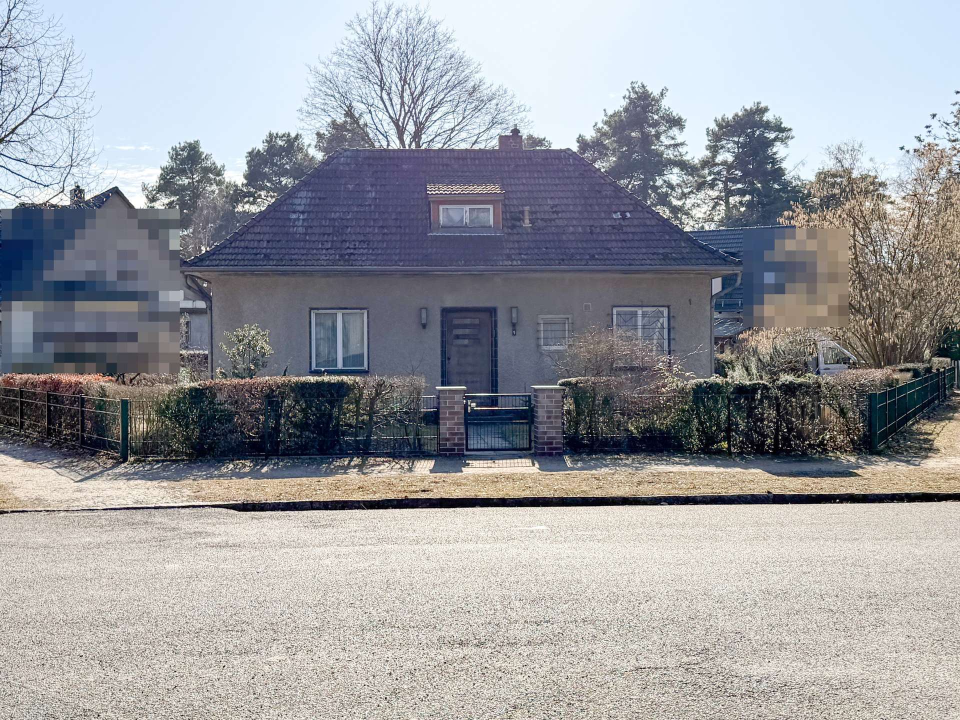 Natur vor der Tür, S-Bahn um die Ecke – Sanierungsbedürftiges Haus mit viel Gestaltungsmöglichkeiten, Berlin – Bild 2