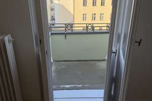 Stilvoller Erstbezug in der Waldstraße: 5. Obergeschoss mit Balkon und edlen Echtholzdielen – Waldstraße 55, 10551 Moabit, Berlin – Vorschaubild 3