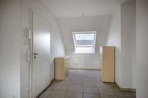 Freistehendes, bezugsfreies Dreifamilienhaus mit zahlreichen Nutzungsmöglichkeiten in Oberforstbach – Die vollständige Adresse der Immobilie erhältst du vom Anbieter., 52076 Oberforstbach, Aachen – Vorschaubild 14