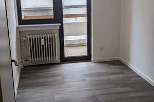 Helle und großzügige 4-Zimmer-Wohnung in Bonn-Beuel (Zentrum) – Kreuzstraße 19, 53225 Beuel-Mitte, Bonn – Vorschaubild 11