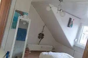 3kl.zi. dachwohnung möbliert ab 1.9./1.10.2025 – Karlsruhe – Vorschaubild 2