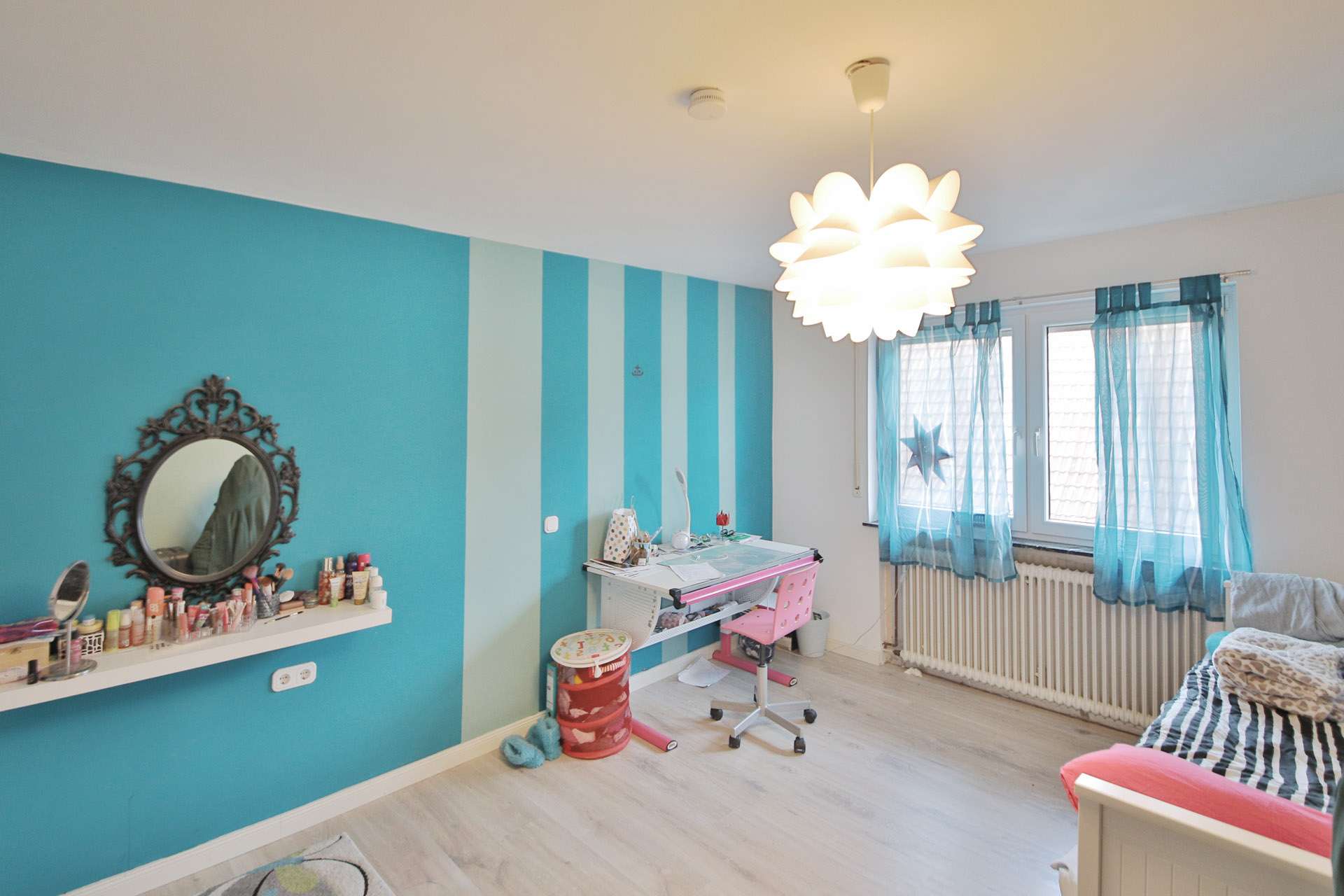 Immobilie in Muggensturm - Charmante 4-Zimmer-Wohnung mit Garten & Garage in zentraler Lage in Muggensturm - Bild 2