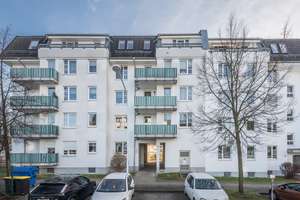 ** 2-Raum Wohnung mit schönem Balkon ** – Glauchauer Straße 35, 9113 Schloßchemnitz, Chemnitz – Vorschaubild 3
