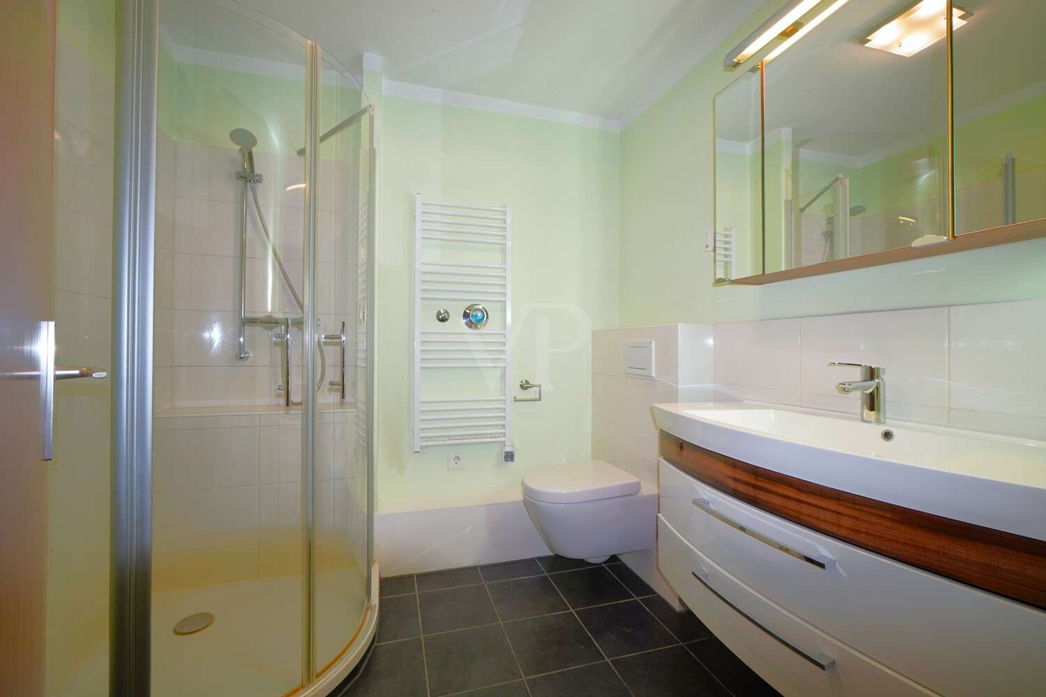 Immobilie in Künzelsau - Gepflegte 3,5-Zimmer-Wohnung mit Einbauküche und Parkettboden - Bild 1