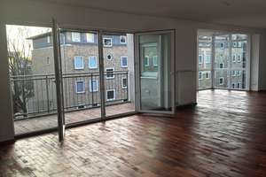 Moderne 3,5-Zimmer-Wohnung mit Wintergarten und Balkon