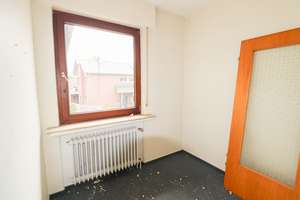 Mitten in Wardenburg ! Neubau- oder Sanierung!
Wohn & Geschäftshaus zum Verkauf! – Die vollständige Adresse der Immobilie erhältst du vom Anbieter., 26203 Wardenburg – Vorschaubild 37