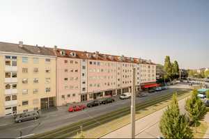 Vollausgestattetes Renditeobjekt mit hervorragender Verkehrsanbindung. Auch zum Selbstbezug! – Schwanseestr. 3, 81539 München – Vorschaubild 11