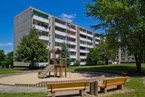 Top sanierte 3-Zimmer-Wohnung – Lise-Meitner-Str. 15, 1169 Gorbitz-Nord/Neu-Omsewitz, Dresden – Vorschaubild 1