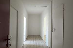 Charmante Wohnung für die kleine Familie - mit Balkon und Wannenbad! – Naumburger Ring 24, 12627 Hellersdorf, Berlin – Vorschaubild 8