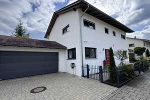 Luxuriöses Einfamilienhaus mit 7 Zimmern in Hilpoltstein – Am Falkenhorst 19, 91161 Hilpoltstein – Vorschaubild 1