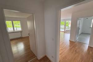 Sofort beziehbare, exklusive 2-Zimmer-Wohnung in Dresden-Loschwitz – Die vollständige Adresse der Immobilie erhältst du vom Anbieter., 1326 Loschwitz/Wachwitz, Dresden – Vorschaubild 7