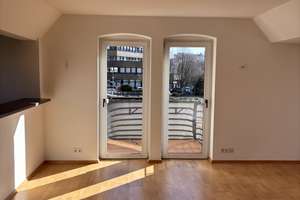 Schöne Maisonettewohnung in saniertem Altbau,DG,  3 Zimmer, offene Küche, Balkon, 85m² – Grabenstrasse 1a, 58095 Mittelstadt, Hagen – Vorschaubild 15