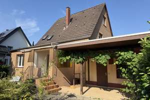 Charmantes Einfamilienhaus mit außergewöhnlichem Grundstück – Viel Platz für Ihre Wohnträume 