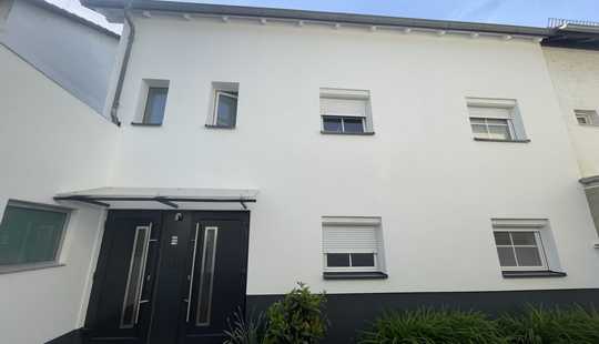 Bild von *Ca. 175 qm große Wohnung im EG frei * OG/DG vermietet *