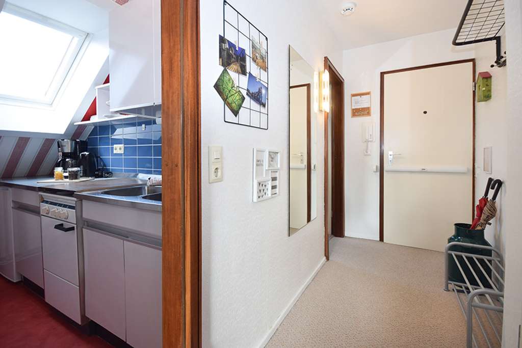 Immobilie in Braunlage - Sonnige 2-Zimmer-Dachgeschosswohnung mit Balkon in idyllischer Lage... - Bild 4