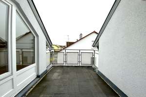 Helle und gemütliche 2-Zimmer Wohnung mit Balkon in ruhiger Lage – Die vollständige Adresse der Immobilie erhältst du vom Anbieter., 74385 Pleidelsheim – Vorschaubild 2