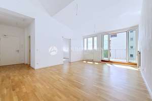 Dachgeschosswohnung mit Südbalkon: Stilvolle 2,5-Zimmer-Wohnung in Top-Zustand – Trützschlerstr. 12, 12487 Johannisthal, Berlin – Vorschaubild 2