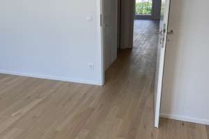 Exklusive Top geschnittene 2-Zimmer Terrassenwohnung mit Blick ins Grüne & EBK in Top Lage – 81245 Neupasing, München – Vorschaubild 11
