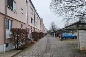 Helle 2-Zimmer Dachgeschosswohnung mit großem Süd-Balkon in Karlsruhe -  Rüppurr – Am Rüppurrer Schloss 32, 76199 Rüppurr, Karlsruhe – Vorschaubild 3