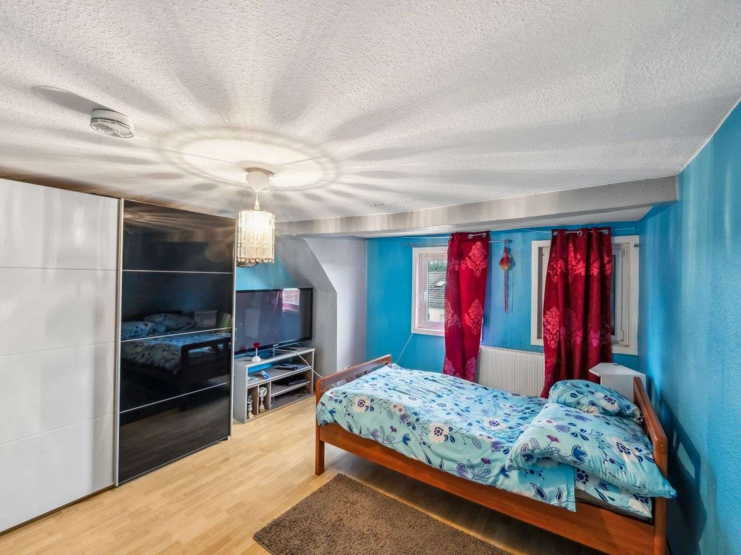 Immobilie in Lützelbach - Charmantes Einfamilienhaus mit kleiner Einliegerwohnung in ruhiger Lage von Lützelbach - Bild 4