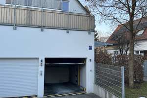 Exklusive drei Zimmer Dachgeschosswohnung mit Balkon – Wachtelweg 29, 81827 Waldtrudering, München – Vorschaubild 15