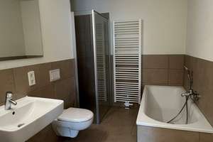 Helle, lichtdurchflutete 4-Zimmer-Wohnung mit großer Dachterrasse – Fehmarnstraße 26, 22047 Tonndorf, Hamburg – Vorschaubild 7