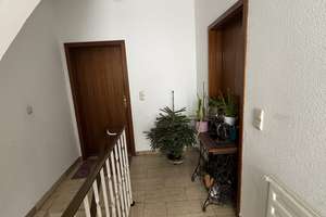 Vielseitiges Zweifamilienhaus mit schönem Garten und Entwicklungspotenzial in Ludwigshafen-Maudach – 67067 Maudach, Ludwigshafen am Rhein – Vorschaubild 7