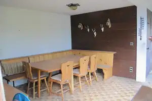 *Mitten im Zentrum*
Solides freistehendes Wohn- und Geschäftshaus mit Anbau, Garten und Garage – Altötting (Kreis) – Vorschaubild 8
