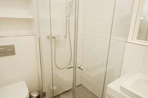 **Furnished**, Luxuriös möblierte 3 Zimmerwohnung im Le Flair – Marc-Chagall-Str. XXX, 40479 Pempelfort, Düsseldorf – Vorschaubild 10