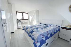 Denkmalschutz: Stilvolle 3-Zimmer-Dachgeschoss-Maisonettewohnung mit zwei Terrassen in Berlin – Die vollständige Adresse der Immobilie erhältst du vom Anbieter., 14052 Westend, Berlin – Vorschaubild 11
