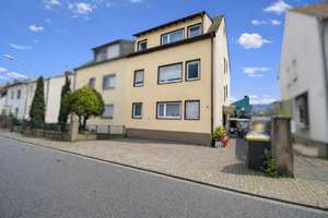 MFH mit 11 Wohneinheiten – solide Rendite & Entwicklungspotenzial – Die vollständige Adresse der Immobilie erhältst du vom Anbieter., 67063 Friesenheim, Ludwigshafen am Rhein – Vorschaubild 1