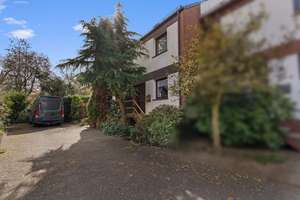 Ihr neues Zuhause mit Potenzial, Reihenmittelhaus mit Garage – Die vollständige Adresse der Immobilie erhältst du vom Anbieter., 28325 Ellenerbrok-Schevemoor, Bremen – Vorschaubild 1
