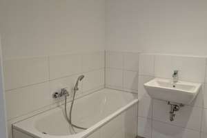 Neubauwohnung  mit Balkon in Bubenreuth – Die vollständige Adresse der Immobilie erhältst du vom Anbieter., 91058 Altstadt, Erlangen – Vorschaubild 2