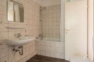 Sonniges Studio (35 m²) mit Einbauküche & Balkon nahe FAU & Siemens – Hofmannstraße 7, 91052 Rathausplatz, Erlangen – Vorschaubild 3