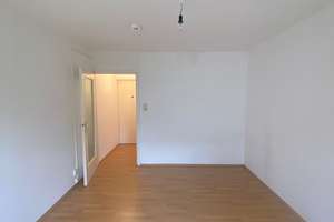 Gemütliche 1-Zimmerwohnung mit Balkon in Sendling-Westpark, saniertes Bad – Linderhofstr. 31, 81377 Am Waldfriedhof, München – Vorschaubild 1