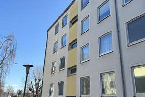 Gepflegte Wohnung mit zwei Zimmern und Balkon in Salzgitter-Lebenstedt – Hordenpfad 8, 38226 Lebenstedt, Salzgitter – Vorschaubild 2