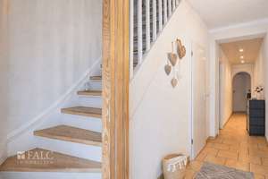 Charmantes Reihenmittelhaus mit viel Platz – Die vollständige Adresse der Immobilie erhältst du vom Anbieter., 50859 Lövenich, Köln – Vorschaubild 5