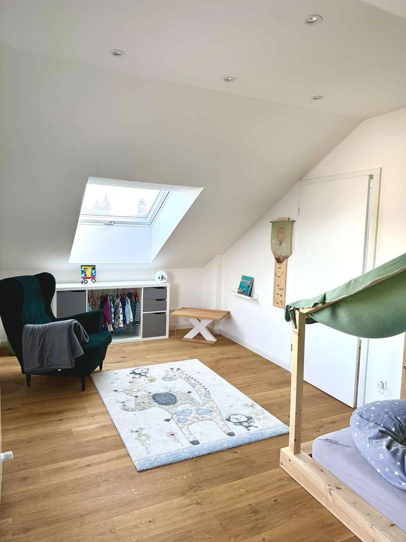 Immobilie in Muggensturm - Großzügiges Familiendomizil mit Potential zum Zweifamilienhaus - Bild 4