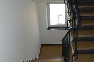 Gepflegte 59m²-Wohnung mit zwei Zimmern und Einbauküche in Nürnberg – Heynestraße 13, 90443 Steinbühl, Nürnberg – Vorschaubild 16
