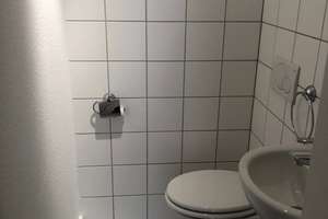 Lichtdurchflutete, großzügige 3-Zimmerwohnung mit Balkon und Parkett -nur schriftliche Anfragen - – Maastrichter Straße 22, 50672 Neustadt/Nord, Köln – Vorschaubild 12
