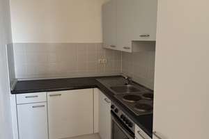 leerstehende Charmante 1-Zimmer-Dachgeschosswohnung mit Stellplatz und Aufzug in Leipzig-Lindenau – 4179 Leutzsch, Leipzig – Vorschaubild 4