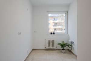 Frisch renoviert, Sonnenbalkon – ohne Makler – Dürkheimer Straße 4, 12247 Lankwitz, Berlin – Vorschaubild 13