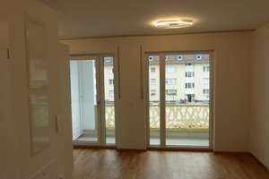 Exklusives Apartment mit Loggia und EBK – Otto-Hahn-Straße 36d, 93053 Galgenberg, Regensburg – Vorschaubild 4