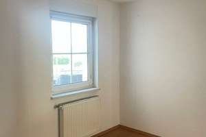 Moderne Erdgeschosswohnung mit Garten in Zapfendorf  – Die vollständige Adresse der Immobilie erhältst du vom Anbieter., 96199 Zapfendorf – Vorschaubild 4