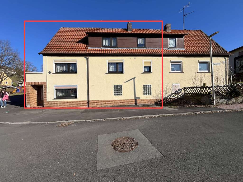 Immobilie in Nentershausen - Großzügige DHH mit ELW, Kaminofen, Sauna, Garten und 2 Garagen - Bild 1